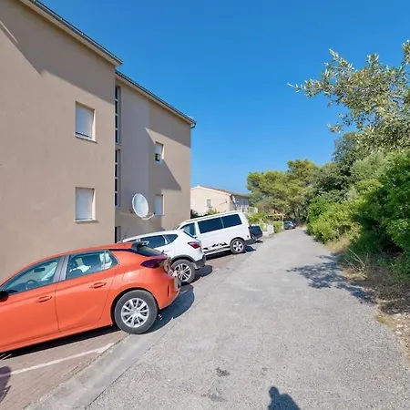Apartman Nadalina *
