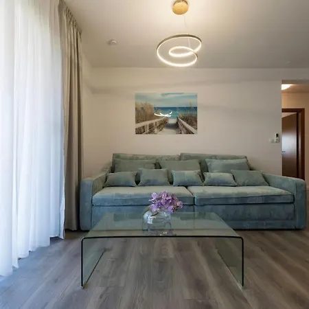 Nadalina Apartman *